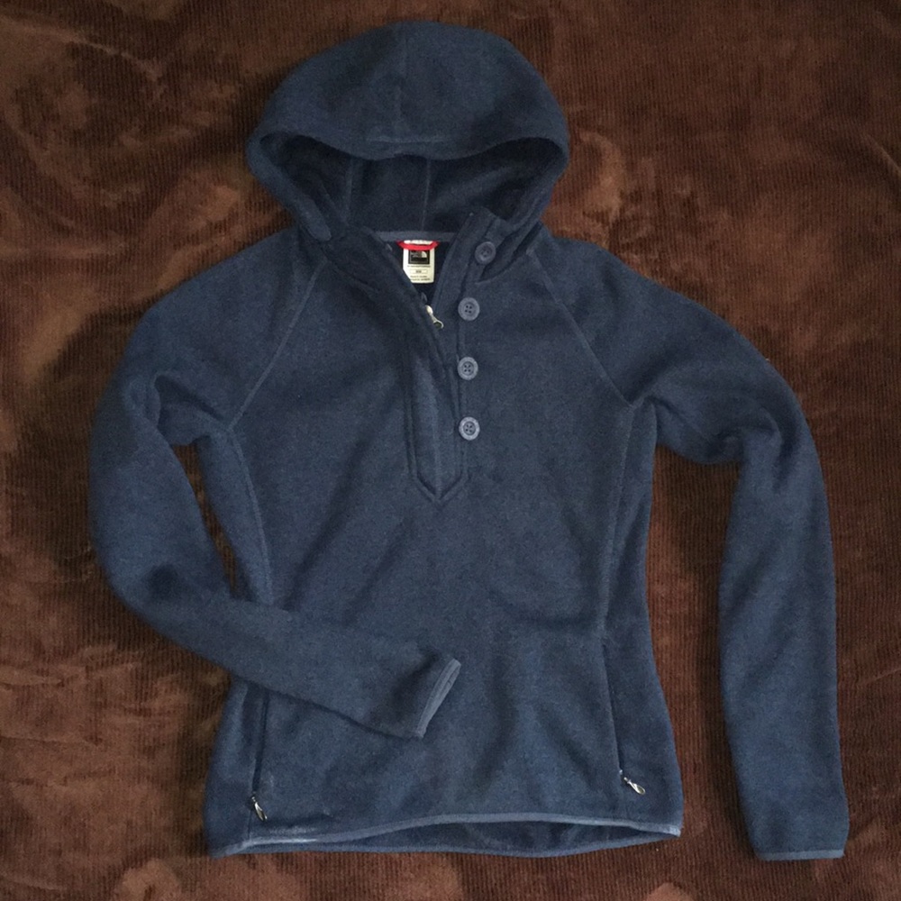 The North Face Pullover Sweatshirt